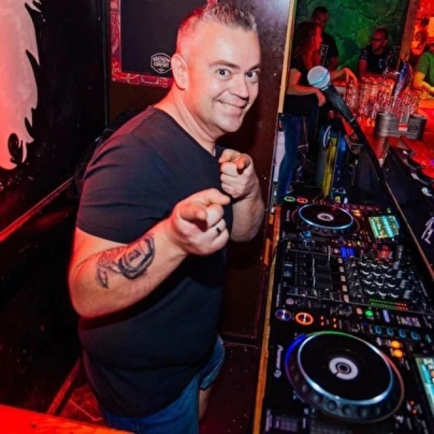 DJ Tomba